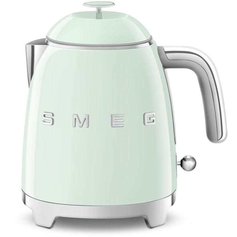 foto del prodotto smeg mini bollitore 50 s style verde pastello
