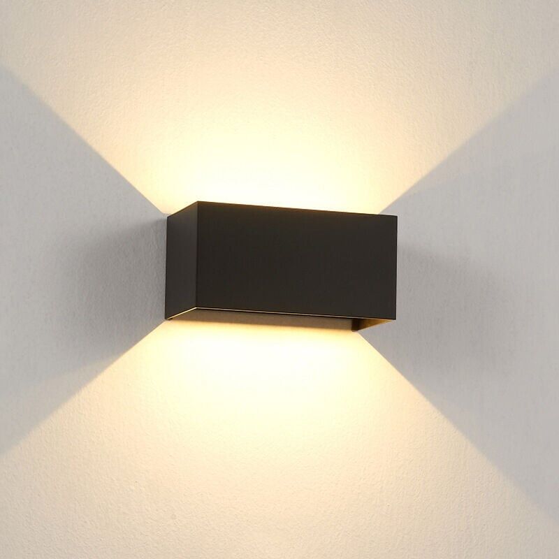 foto del prodotto snq applique da parete a led per interni esterni con sensore di movimento, moderna, bianco caldo 3000k 24w, nero.