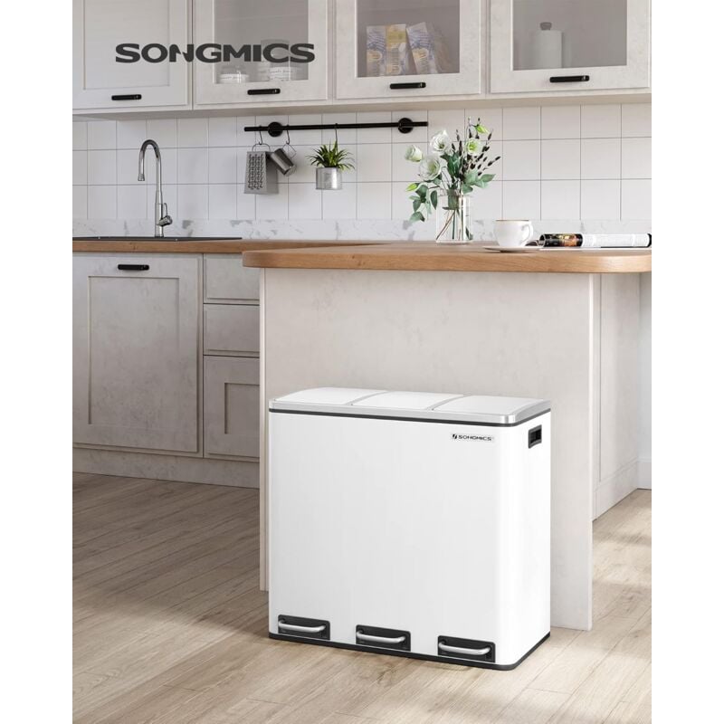 foto del prodotto songmics cestino da cucina, pattumiera per raccolta differenziata 3 x 18l, 3 scomparti per riciclaggio, coperchi a chiusura morbida, pedali,