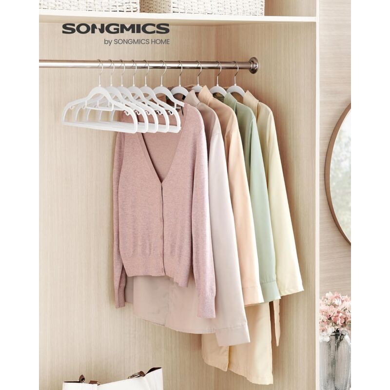 foto del prodotto songmics grucce 50 pezzi, grucce appendiabiti in plastica, antiscivolo, salvaspazio, spesso 0,5 cm, largo 42 cm, gancio girevole a 360 argento,