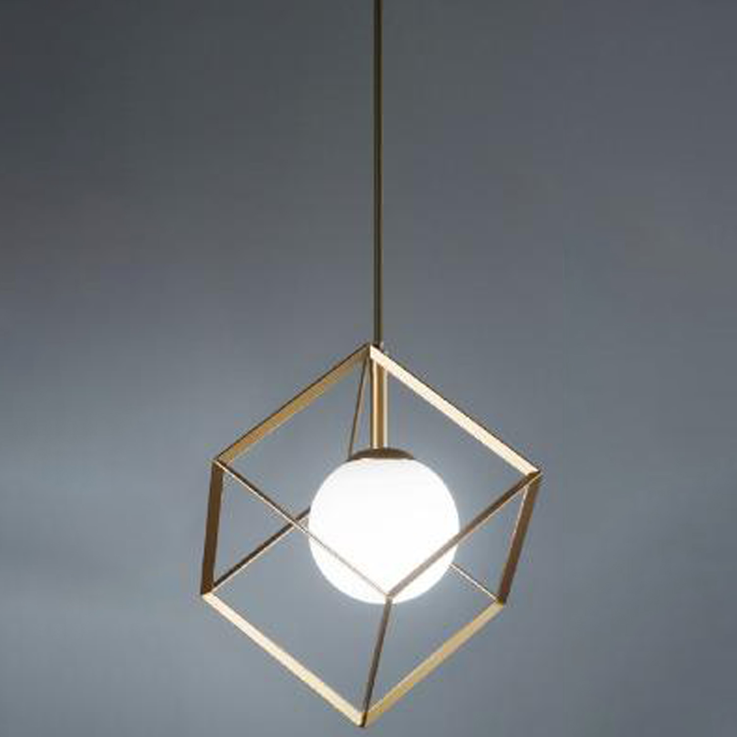 foto del prodotto sospensione contemporanea cube metallo oro 1 luce e27