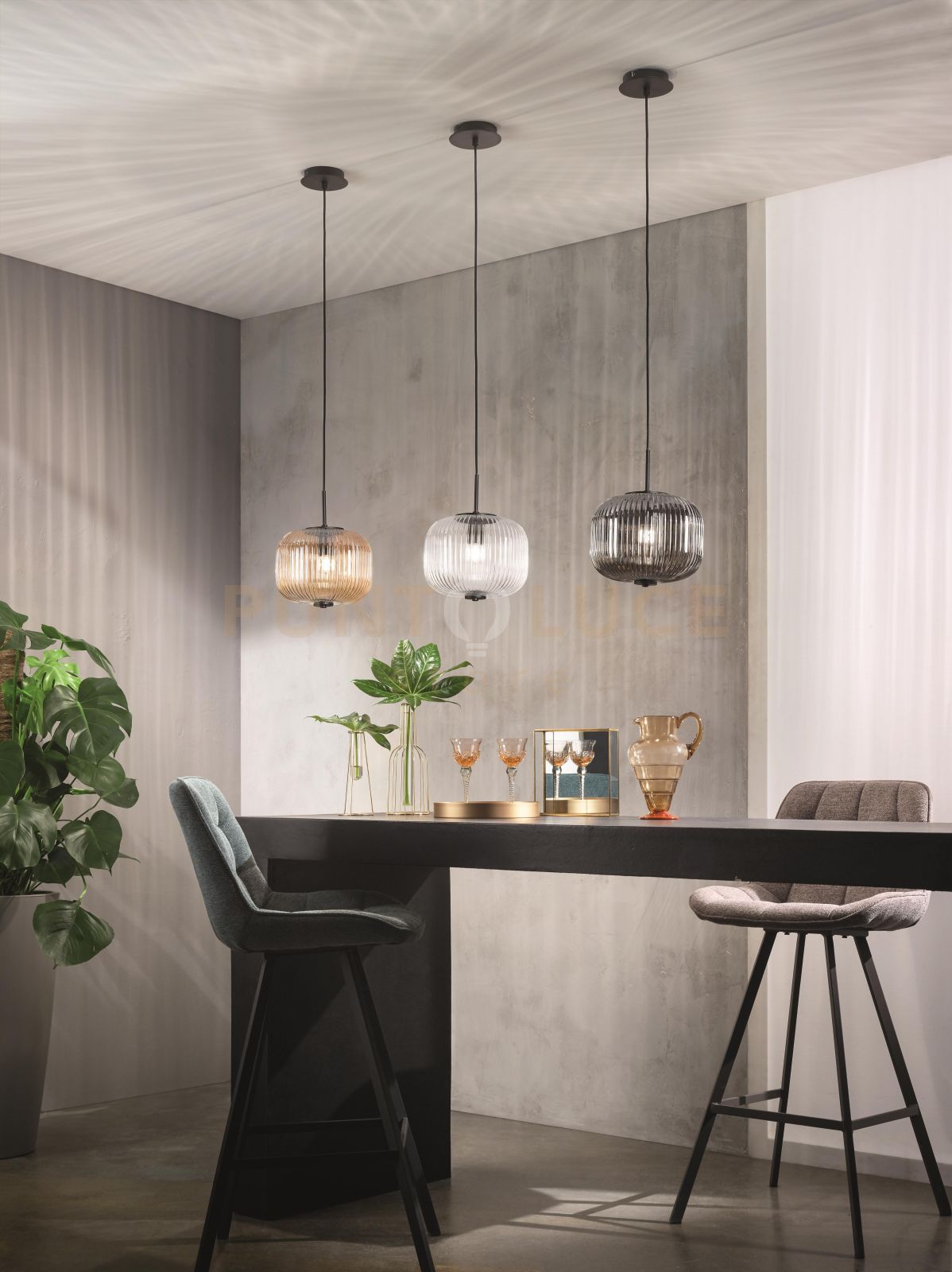 foto del prodotto sospensione singola odette ambra vetro millerighe attacco e27 d.25cm senza base d'attacco