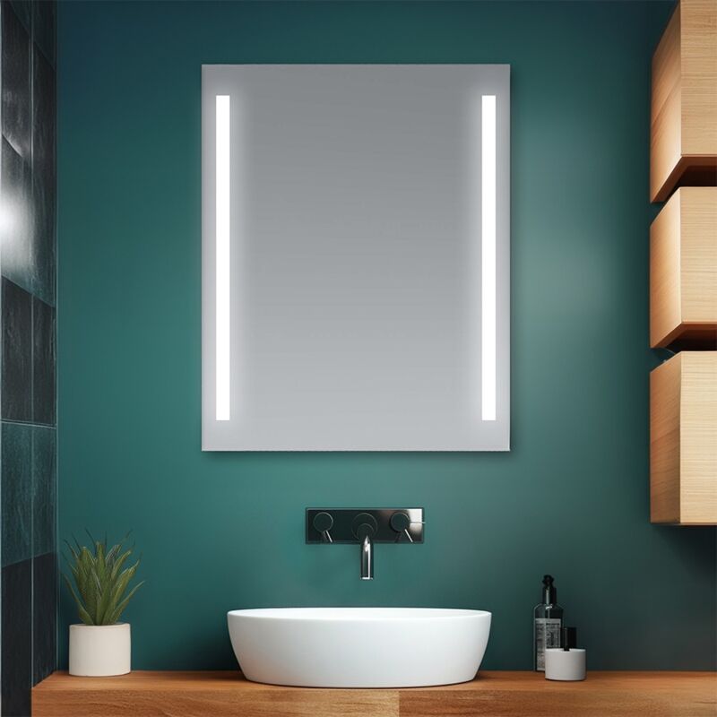 foto del prodotto specchio bagno 60x80 cm con led laterali e installazione reversibile