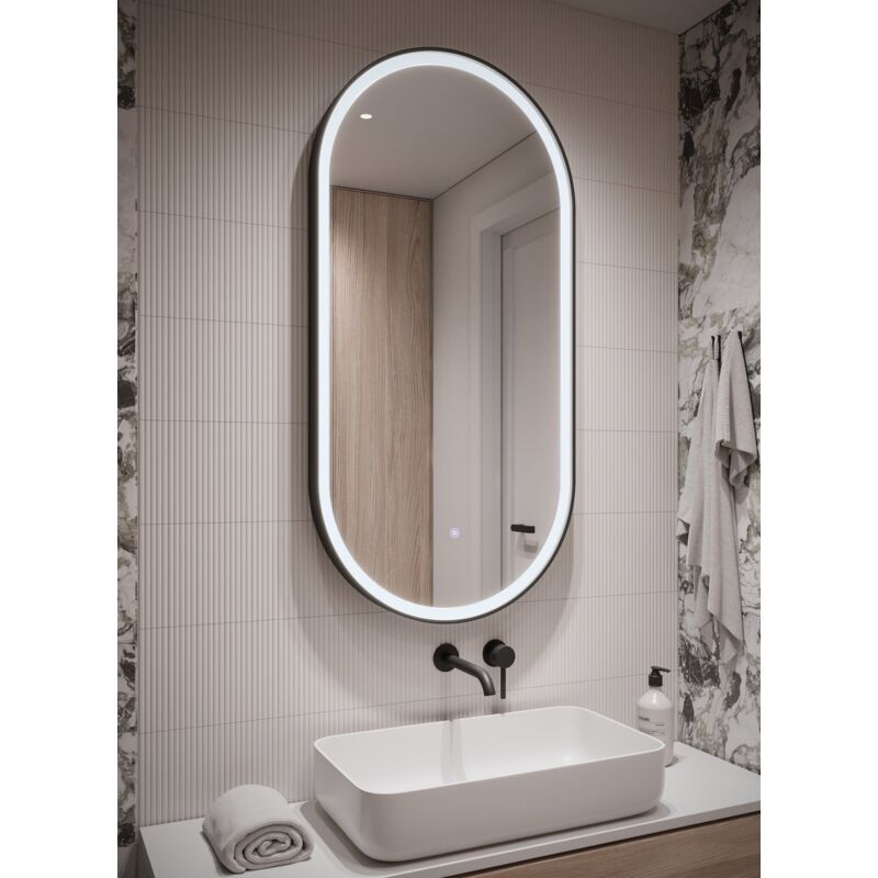 foto del prodotto specchio da bagno medina led 45 x 80 cm specchio da doccia