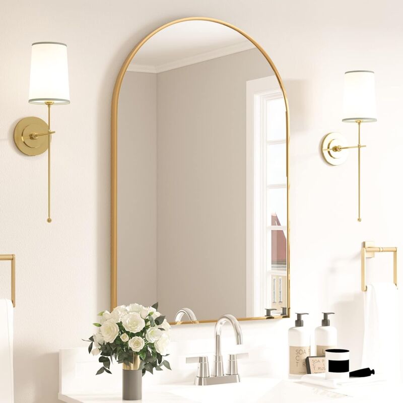 foto del prodotto specchio da parete curvo, 50 x 75 cm, oro, grande specchio per il trucco con cornice in metallo, specchio da parete curvo per ingresso e camera da