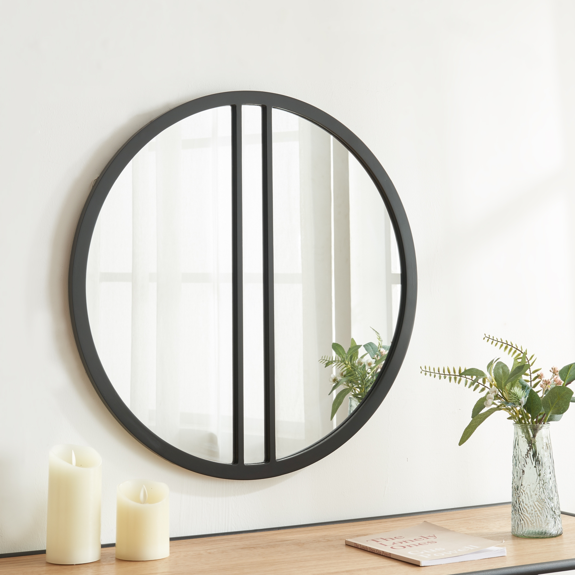 foto del prodotto specchio da parete suomussalmi 60 cm rotondo nero en.casa 