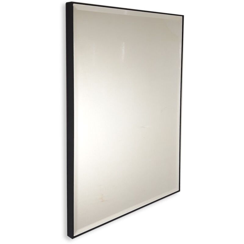 foto del prodotto specchio su misura con cornice nera e perimetro a bordi bisellati fino a 100 cm fino a 100 cm