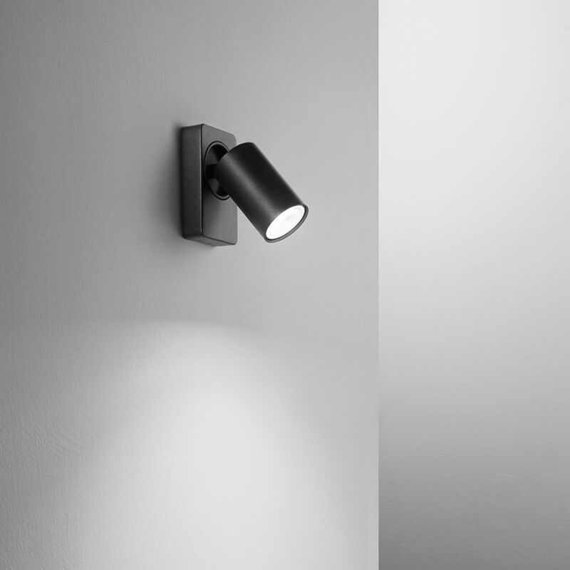 foto del prodotto spot moderno oddy alluminio nero 1 luce gu10