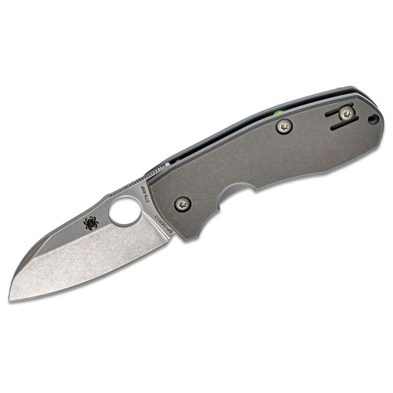 foto del prodotto spyderco ste c158tip2 marcin slysz techno 2 pocket knife con lama liscia in acciaio cts xhp lunga 6,4 cm e manico in titanio grigio. include una