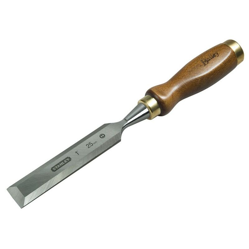 foto del prodotto stanley scalpello da intaglio con manico in legno 6 mm 2 16 382
