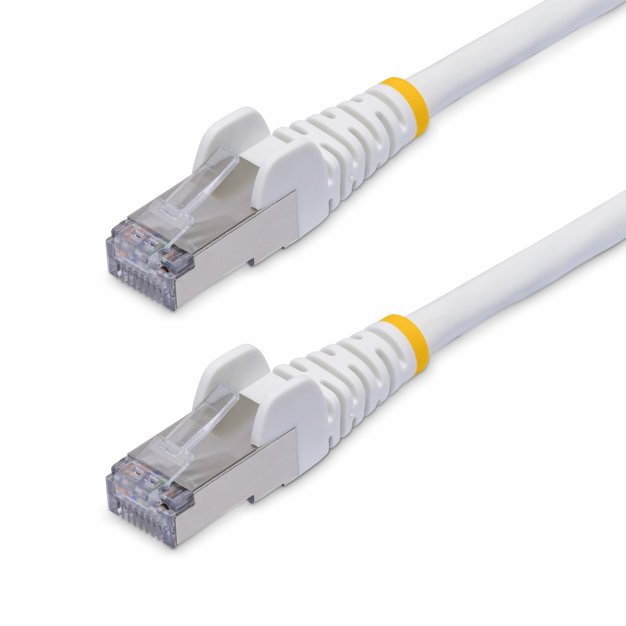 foto del prodotto startech.com cavo ethernet cat8 bianco da 12m, rj45 snagless, 25g 40g, 2000mhz, 100w poe , s ftp, cavo lan in rame puro 26awg, lszh, cavo patch di rete schermato con rilievi di trazione, testato individualmente