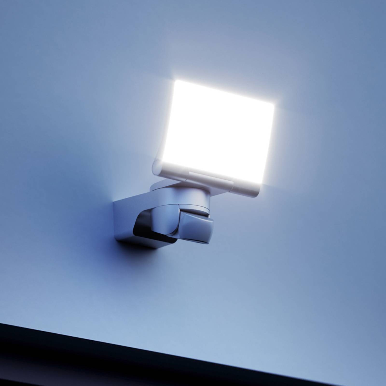 foto del prodotto steinel xled home 2 sc faretto da esterni bianco