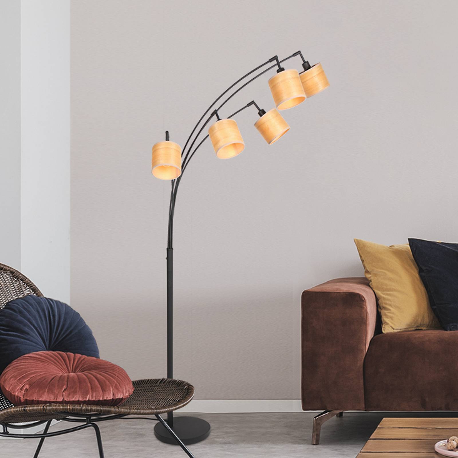 foto del prodotto steinhauer piantana in bambù, a 5 luci