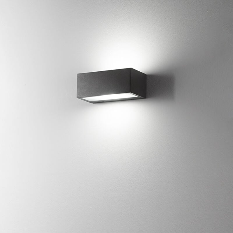 foto del prodotto step applique 2 luci alluminio colore grafite interni e esterni attacco e14 biemissione 22cm