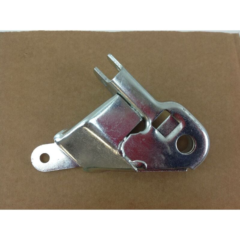 foto del prodotto stiga staffa leva innesto lama trattorino rasaerba compatibile ggp twin cut 82774209