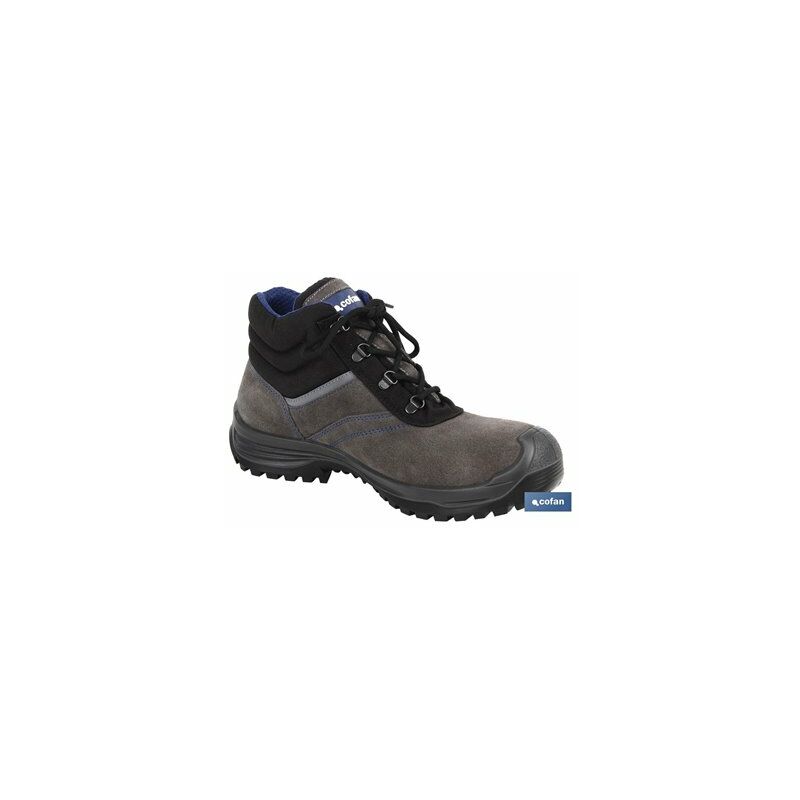 foto del prodotto stivale in camoscio grigio s 3 modello arion t 45