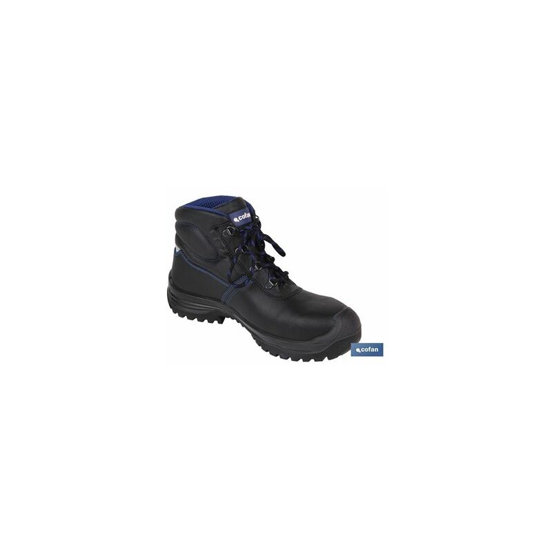 foto del prodotto stivale in pelle nera s3 modello iskur t 44