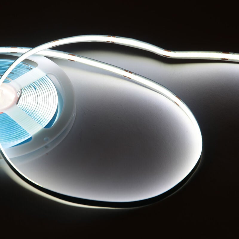 foto del prodotto striscia da 320 led/m 50w 4700lm cri90 2700 k cob 24vdc ip20 8mm larghezza x5m 40.000h ca-cob-320-24dc-ww -bianco caldo