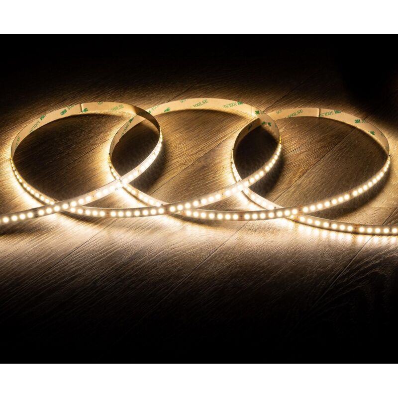 foto del prodotto striscia led 48v dc smd2835 140led/m ip20 30m larghezza 10mm taglio 5cm lunga distanza bianco naturale 4000k