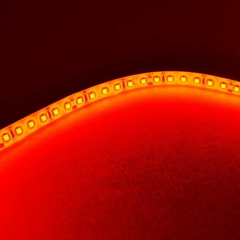 foto del prodotto striscia led ip20 120led m 5m 25w m luce rossa