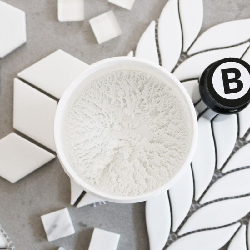 foto del prodotto stucco epossidico bicomponente per riempimento fughe bianco 3kg