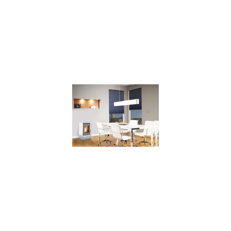 foto del prodotto stufa a pellet king modello kw 6 grigio bianco bordeaux