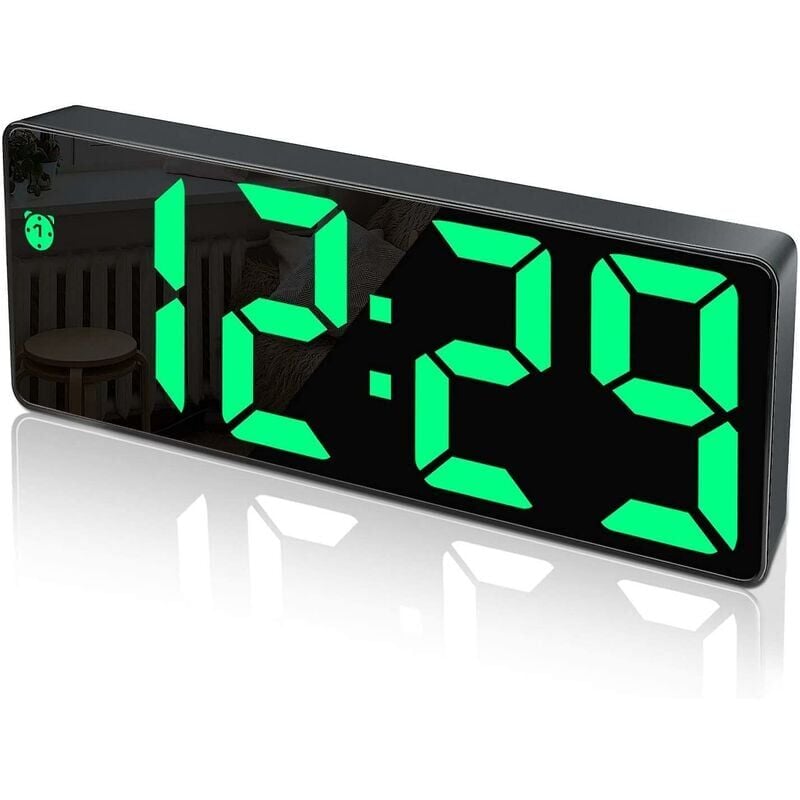 foto del prodotto sveglia digitale, ampio display a led, orologio con superficie a specchio con funzione snooze e connessione di ricarica usb, sveglia con luminosit 