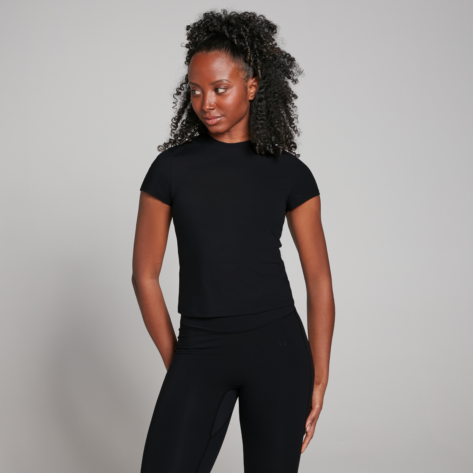 foto del prodotto t shirt a maniche corte aderente mp tempo da donna nera xl