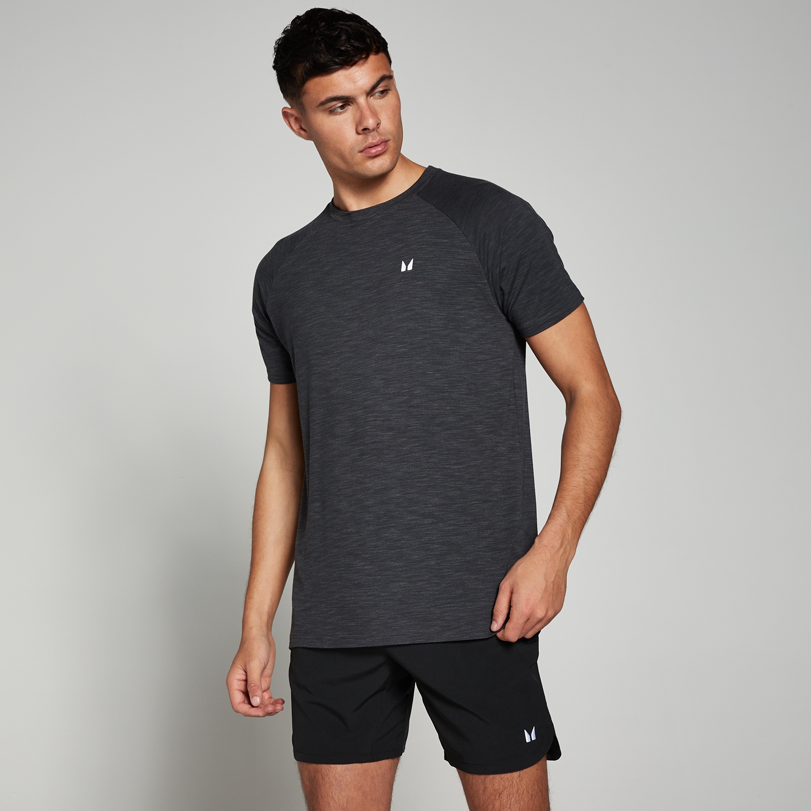 foto del prodotto t shirt a maniche corte mp performance da uomo nero m lange xs