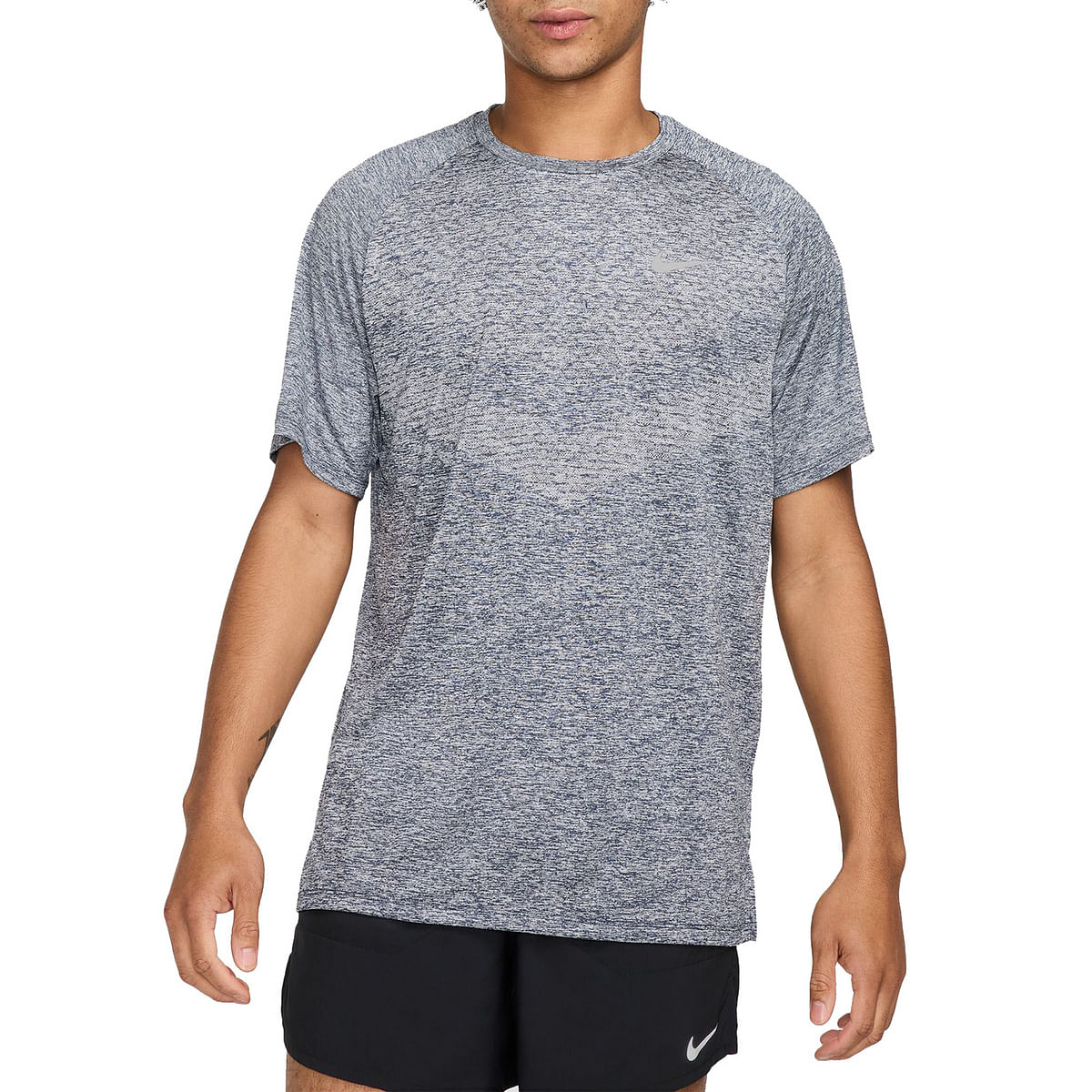 foto del prodotto t shirt dri fit adv stride
