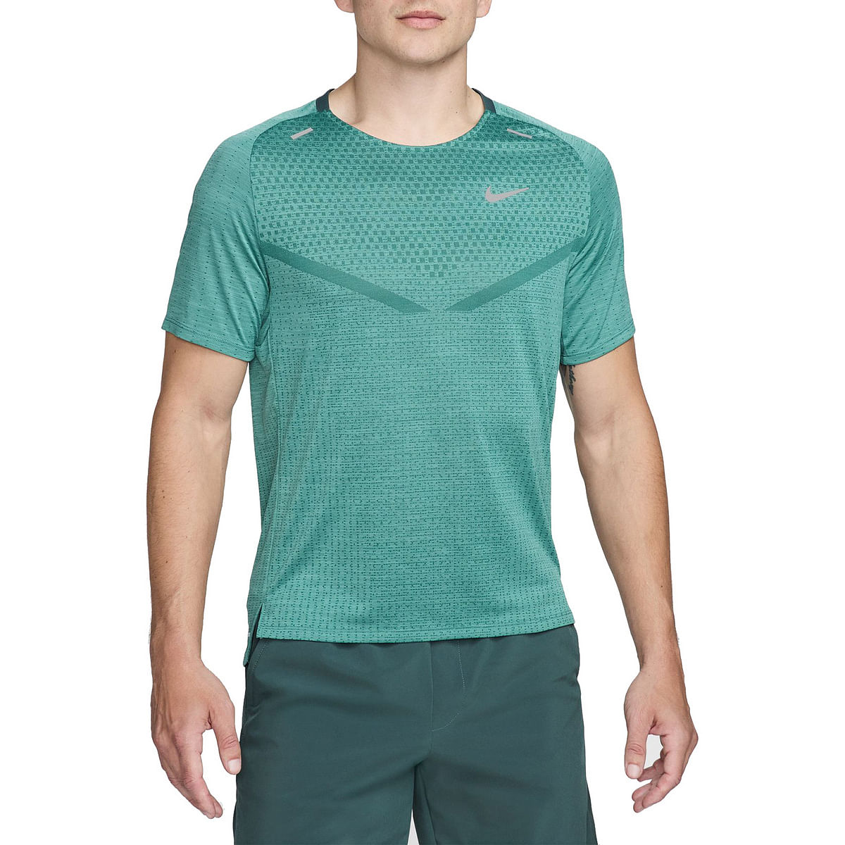 foto del prodotto t shirt dri fit adv techknit ultra