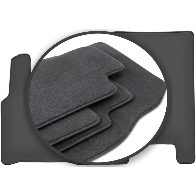 foto del prodotto tappetini auto premium per mercedes actross mp4 camion 2011 