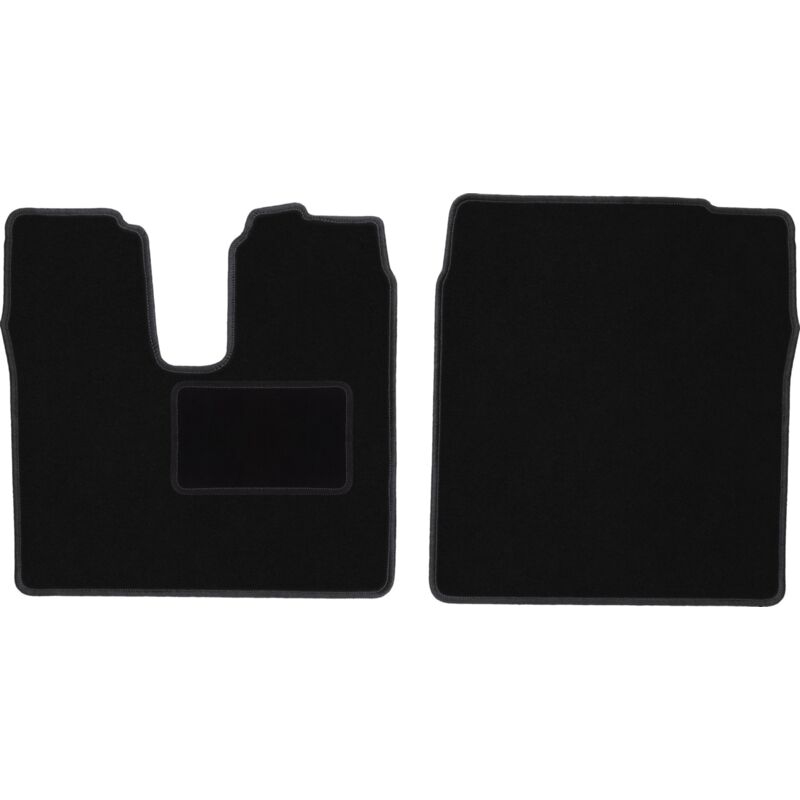 foto del prodotto tappetini in velluto nero per camion man tgx 2007 