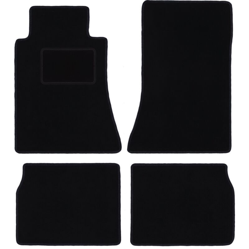foto del prodotto tappetini in velluto nero per mercedes c 190 w201 berlina 1982 1993 