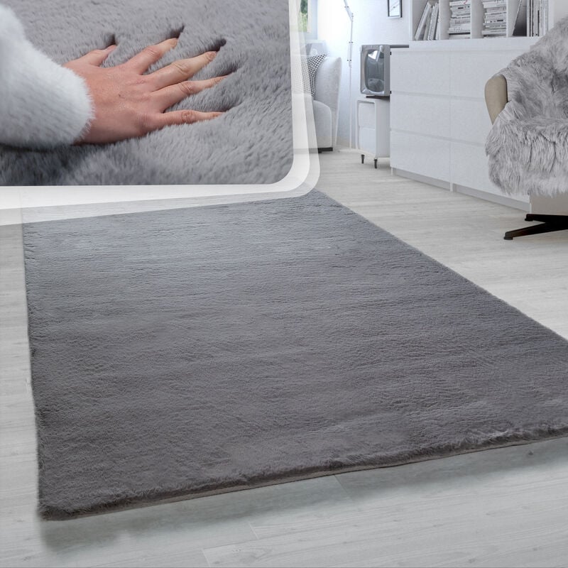 foto del prodotto tappeto a pelo lungo per soggiorno in ecopelliccia ultrasoffice, imitazione pelliccia di coniglio in grigio scuro 60x90 cm paco home
