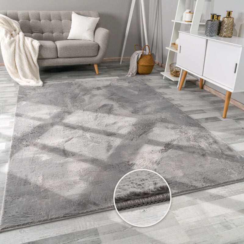 foto del prodotto tappeto per soggiorno in finta pelliccia peluche alto pelo morbido disponibile in diverse colori 200x290 cm, antracite paco home
