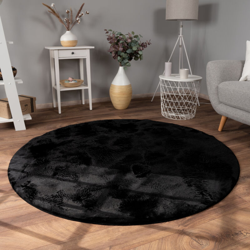 foto del prodotto tappeto per soggiorno in finta pelliccia peluche alto pelo morbido disponibile in diverse colori nero, 120 cm tondo paco home