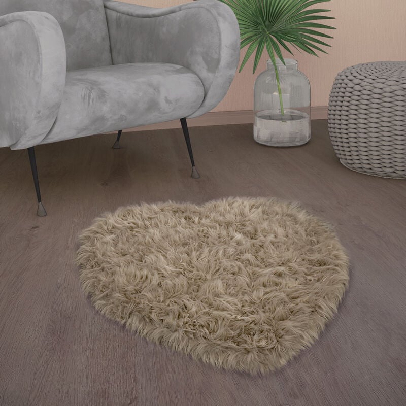 foto del prodotto tappeto salotto pelliccia finta imitazione pelo lungo cuscino cuore rotondo beige, 80x75 cm forma di cuore paco home