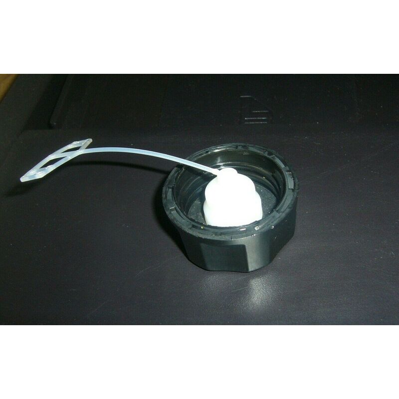 foto del prodotto tappo serbatoio completo d.30 con sfiato tosasiepe active originale 22078