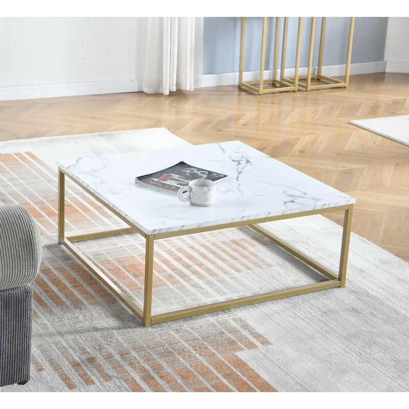 foto del prodotto tavolino quadrato struttura in metallo oro, piano in pannello mdf con finitura simil carta marmo, stile industrial marmo oro meubles cosy