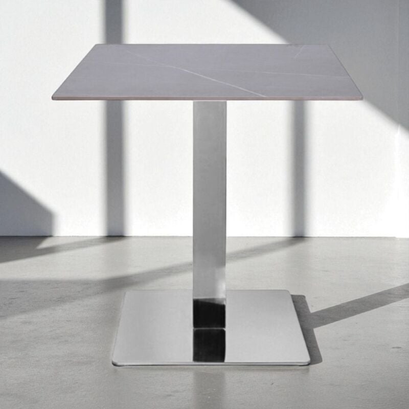 foto del prodotto tavolo bar ristorante 70x70 cm piano per esterno effetto cemento e base argento h 75