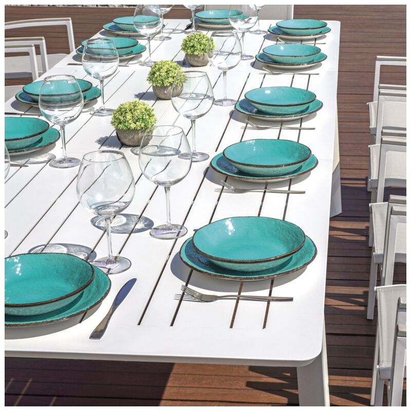 foto del prodotto tavolo da giardino in alluminio allungabile da 1,6 a 2,4 metri colore bianco