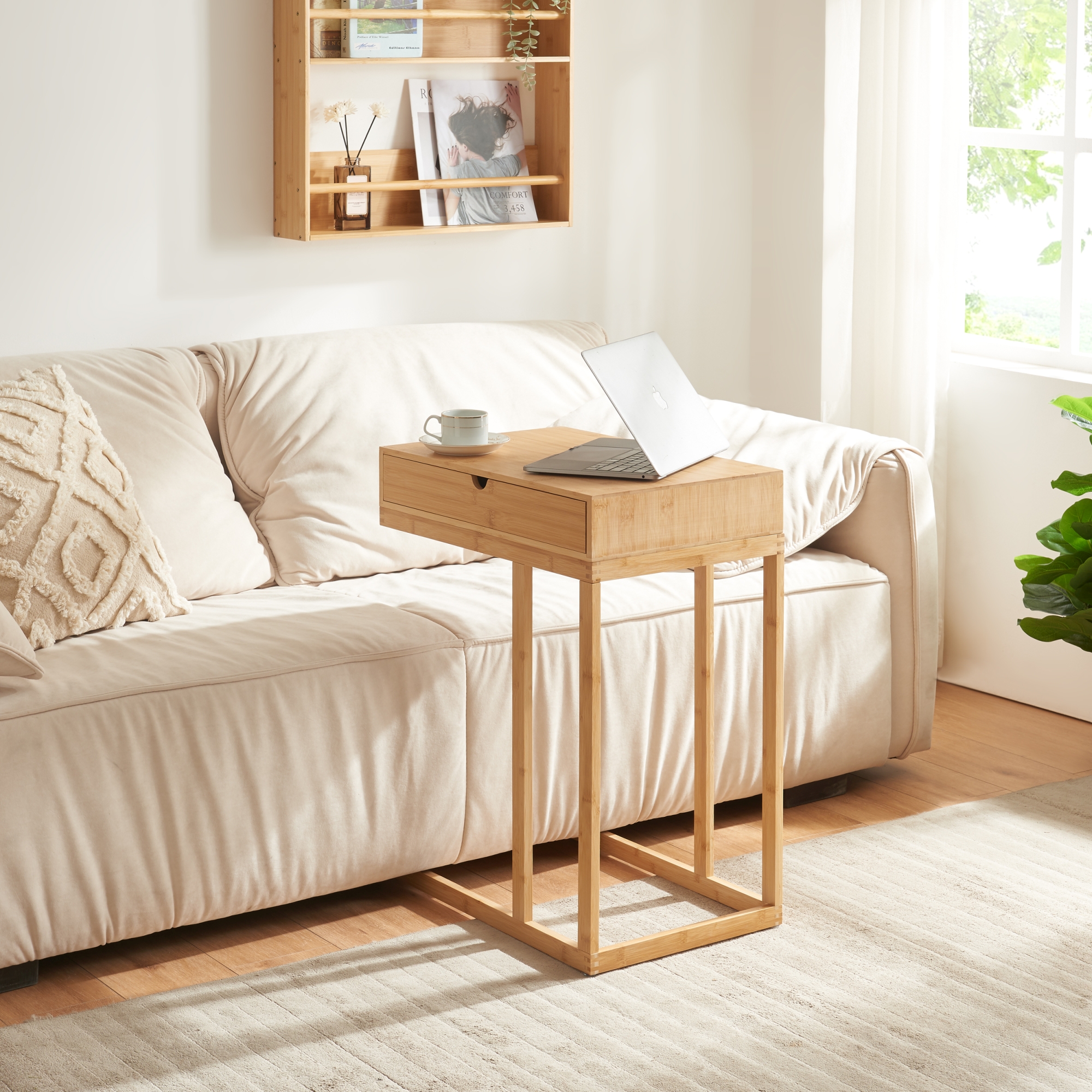 foto del prodotto tavolo ergonomico da divano k fjord 68 x 55 x 35 cm bamb naturale en.casa 
