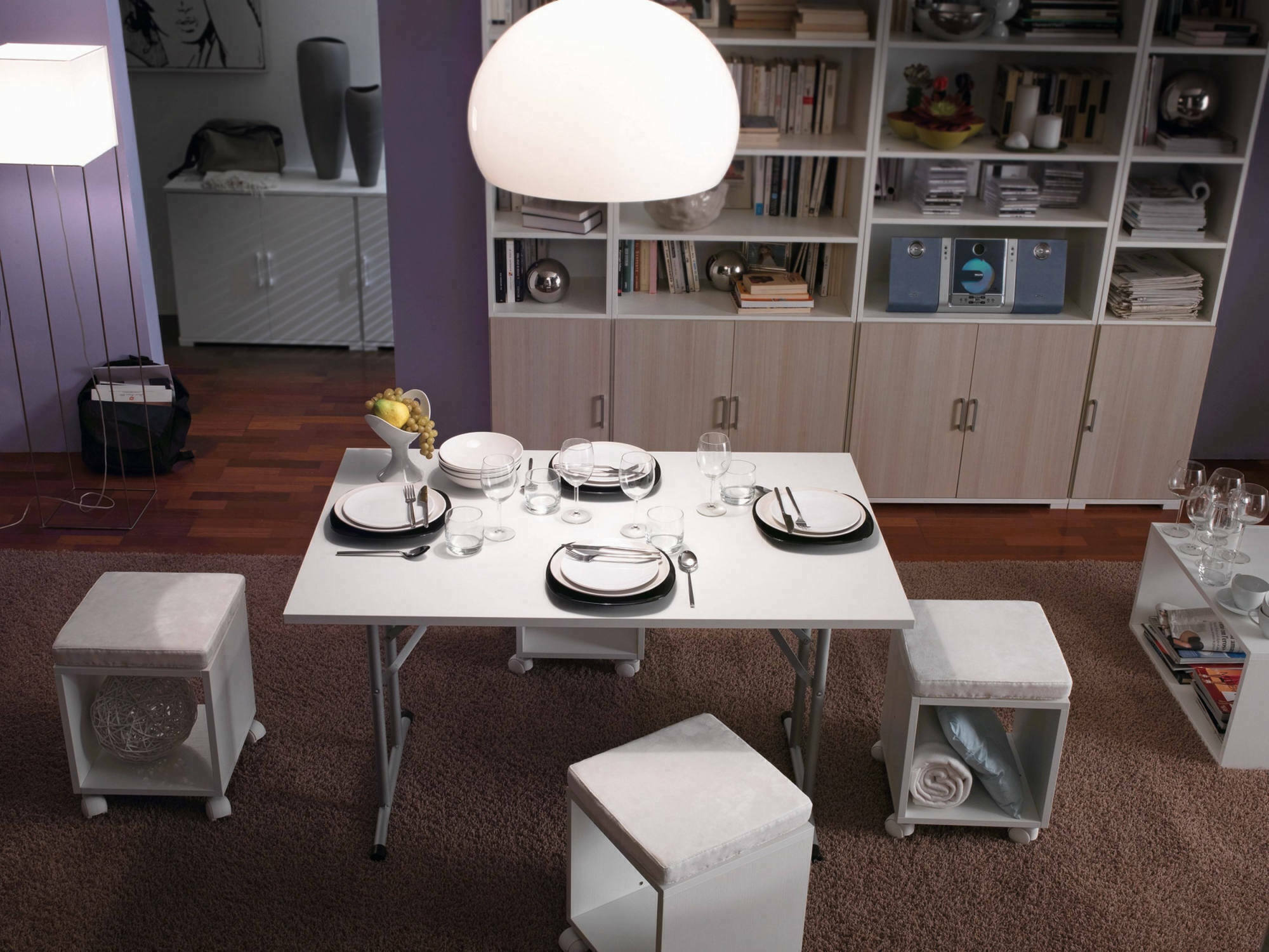 foto del prodotto tavolo pieghevole aliena, tavolo da campeggio con gambe pieghevoli in metallo, tavolo da pranzo moderno multiuso, made in italy, cm 125x75h80, bianco