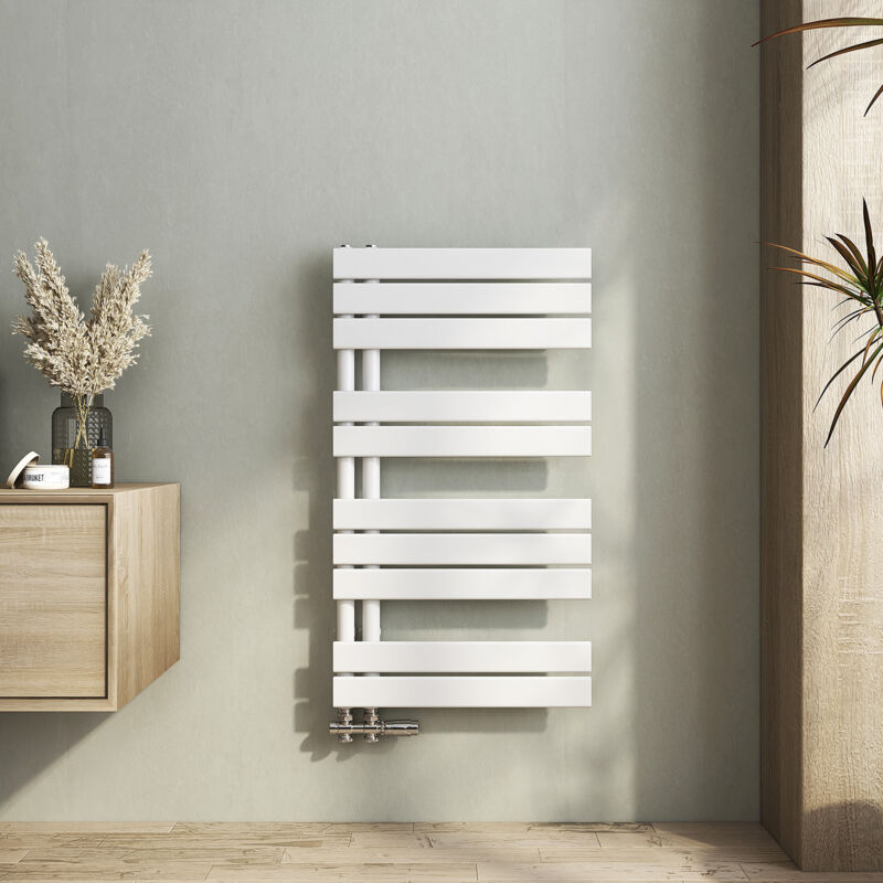 foto del prodotto termoarredo scaldasalviette radiatore acqua calda design laterale verticale pannel scaldasalviette connessione bianca 899 x 500 mm 441w heilmetz
