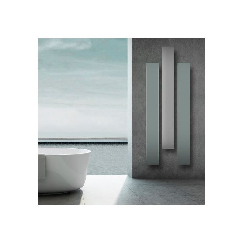 foto del prodotto termoarredo slim a piastra pierrot bianco