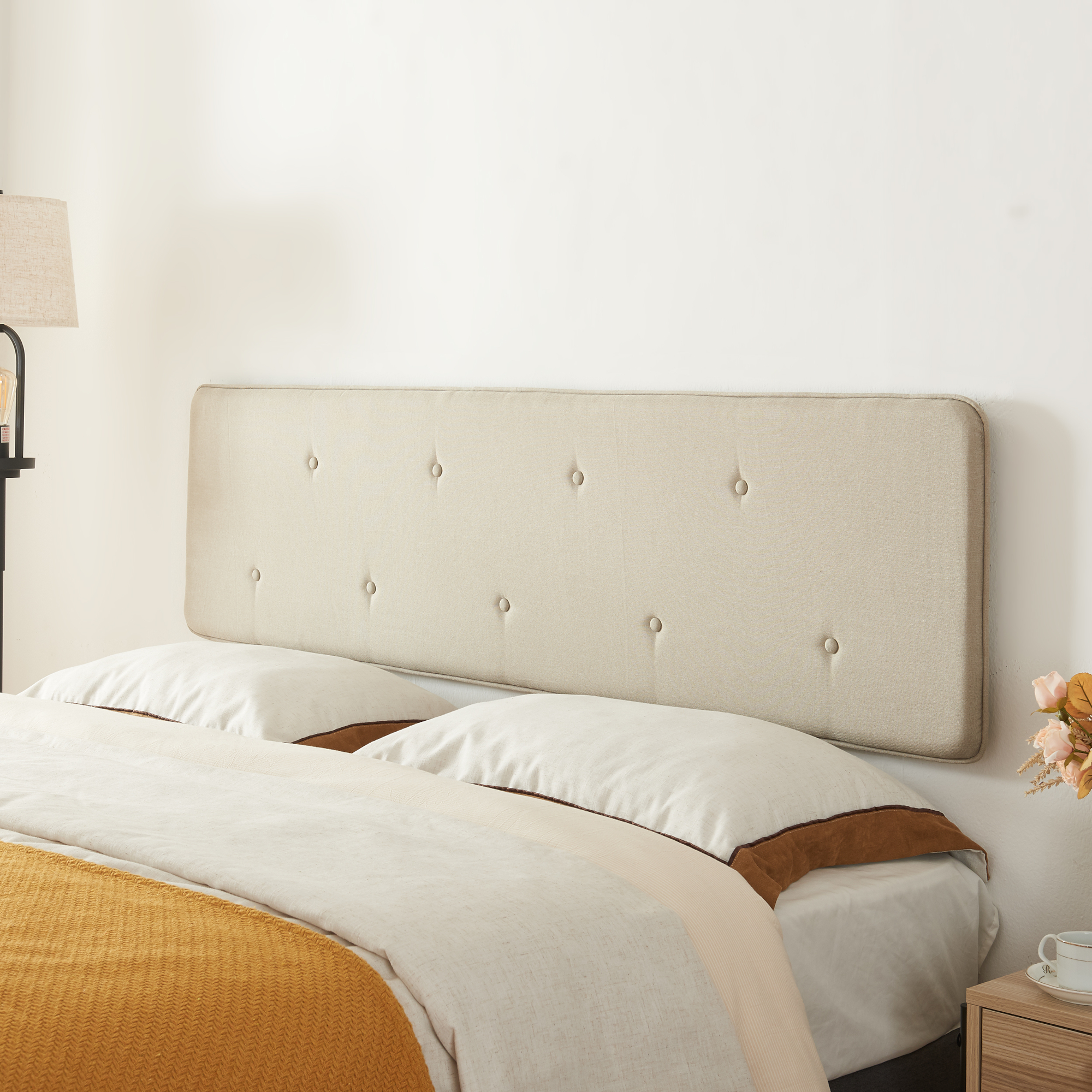 foto del prodotto testiera letto tokke testata imbottita da parete 160x52 cm beige en.casa 