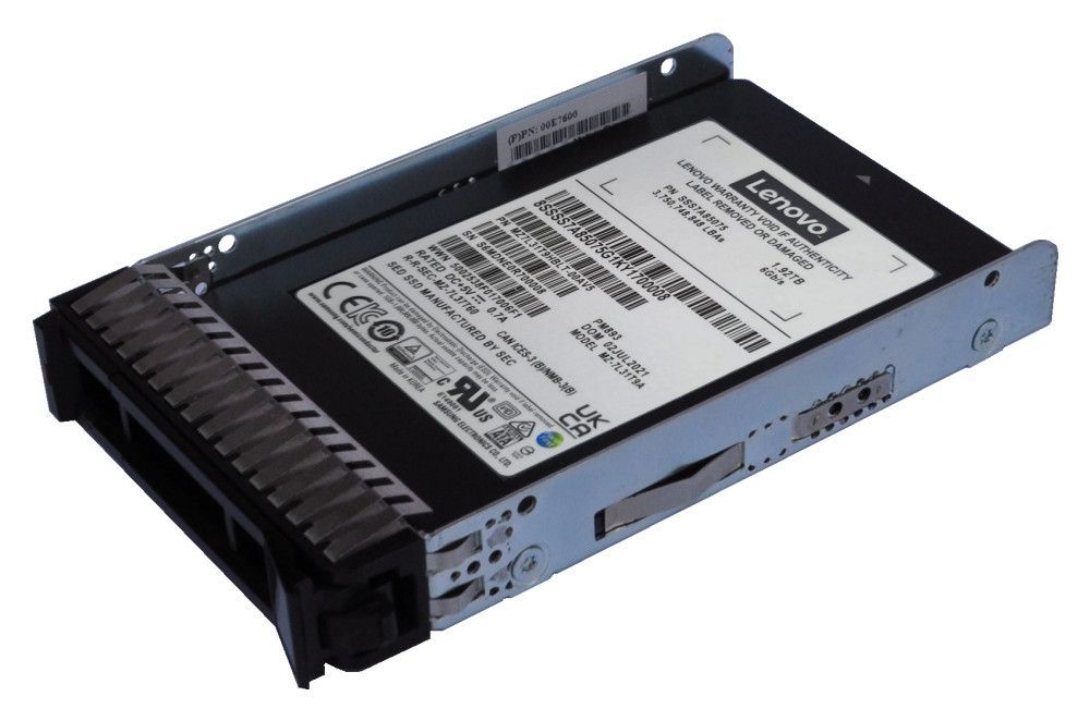 foto del prodotto thinksystem 2.5 multi vendor 960gb read intensive sata 6gb hs ssd v2 4xb7a90874