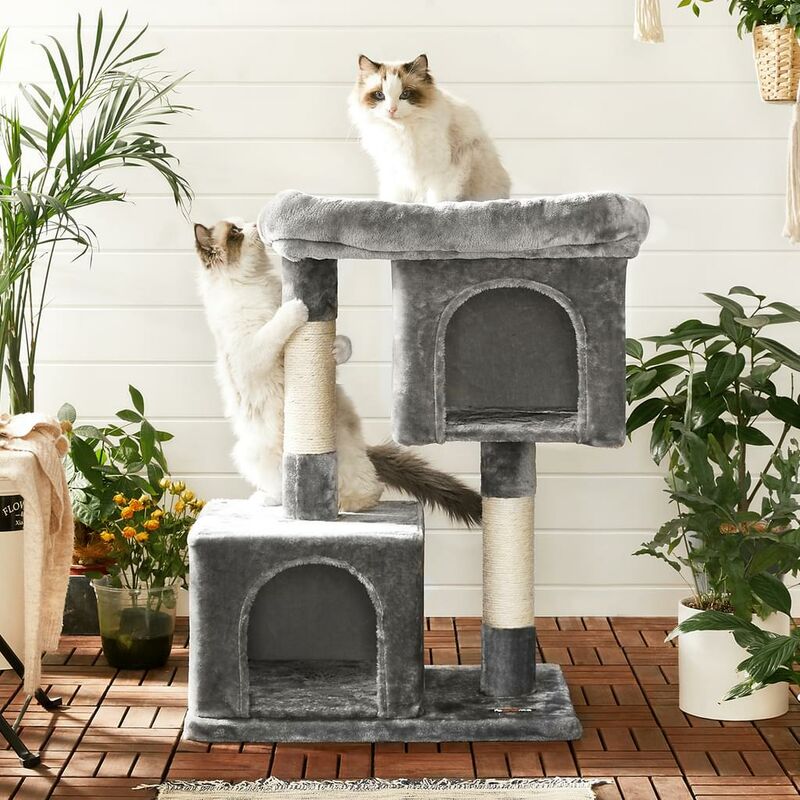 foto del prodotto tiragraffi per gatti con pali ricoperti con corda sisal per graffiare e 2 cuccie in peluche, mobili per gatti per tutte le et grigio chiaro da