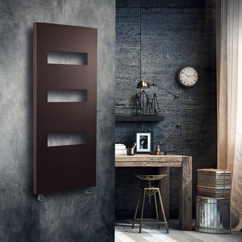 foto del prodotto tonon termoarredo da bagno verticale pulcinella colorati ral 1205 mm